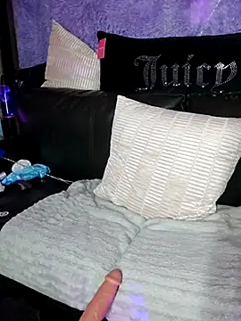 Snapshot of IndiaBlaze chatting on 02/26/25, 12:58 IndiaBlaze online show from 02/26/25, 12:58