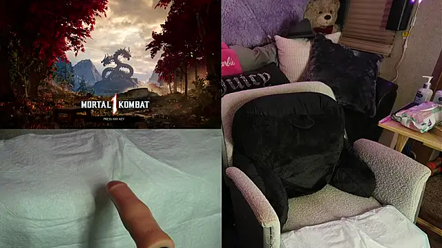 Snapshot of IndiaBlaze chatting on 09/17/25, 11:06 IndiaBlaze online show from 09/17/25, 11:06