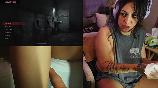 Snapshot of IndiaBlaze chatting on 10/08/25, 02:31 IndiaBlaze online show from 10/08/25, 02:31