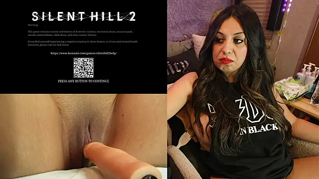 Snapshot of IndiaBlaze chatting on 10/11/25, 03:06 IndiaBlaze online show from 10/11/25, 03:06