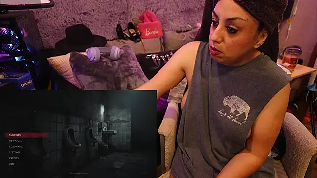 Snapshot of IndiaBlaze chatting on 10/17/25, 02:15 IndiaBlaze online show from 10/17/25, 02:15