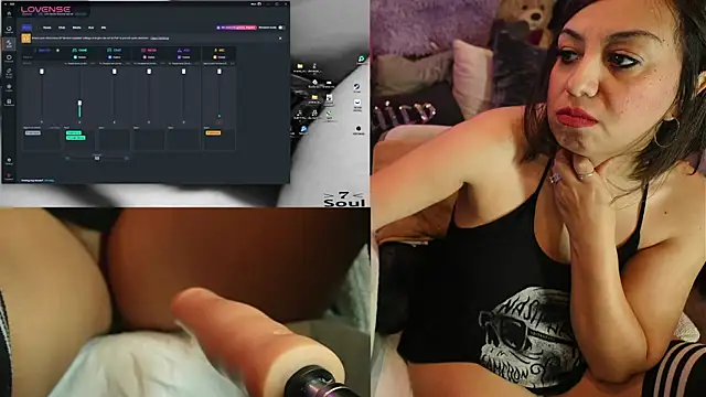 Snapshot of IndiaBlaze chatting on 10/25/25, 03:58 IndiaBlaze online show from 10/25/25, 03:58