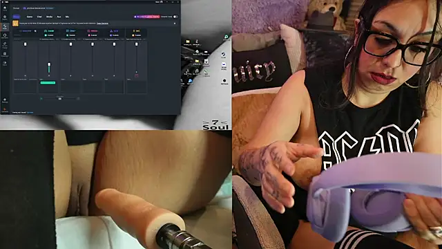 Snapshot of IndiaBlaze chatting on 10/30/25, 03:19 IndiaBlaze online show from 10/30/25, 03:19