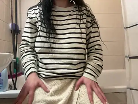 Snapshot of czruz chatting on 04/02/26, 07:00 czruz online show from 04/02/26, 07:00