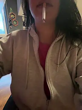 Snapshot of czruz chatting on 04/08/26, 04:51 czruz online show from 04/08/26, 04:51