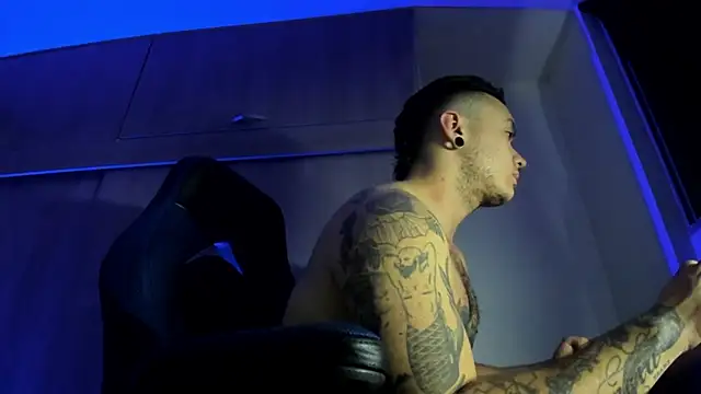 male pussy online show from 11/22/25, 04:44