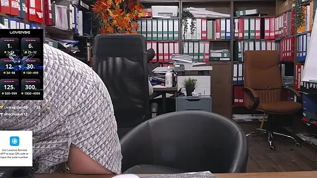 Snapshot of classyladyrellax chatting on 12/20/24, 01:22 classyladyrellax online show from 12/20/24, 01:22