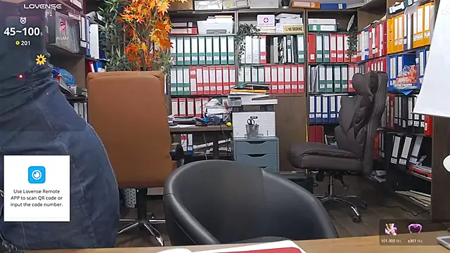 Snapshot of classyladyrellax chatting on 10/07/25, 10:56 classyladyrellax online show from 10/07/25, 10:56