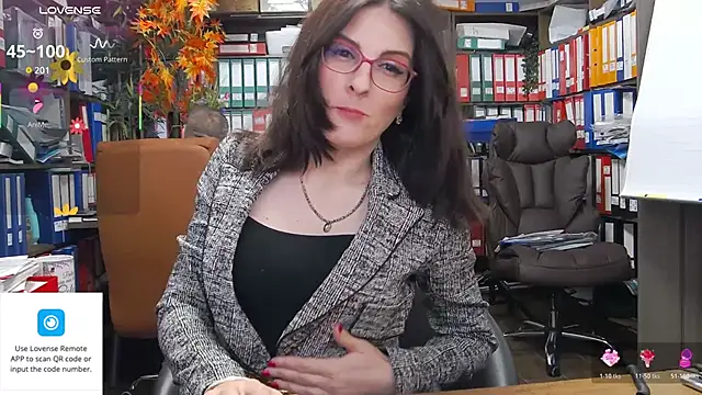 Snapshot of classyladyrellax chatting on 03/27/26, 12:16 classyladyrellax online show from 03/27/26, 12:16