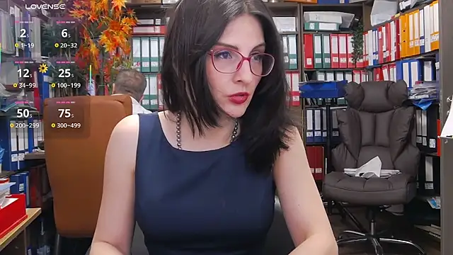 Snapshot of classyladyrellax chatting on 04/07/26, 12:27 classyladyrellax online show from 04/07/26, 12:27