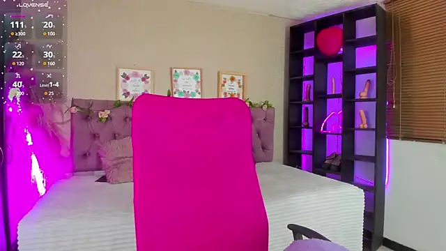 Snapshot of shelby_carson chatting on 03/13/26, 12:56 shelby carson online show from 03/13/26, 12:56