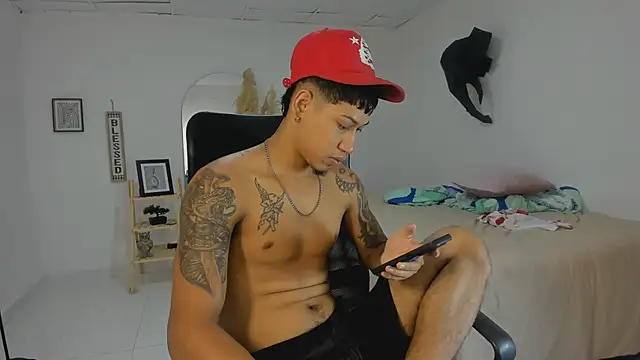 slim master12 online show from 03/01/26, 01:02