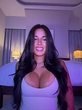 Snapshot of Lizhush_ chatting on 01/13/26, 04:34 Lizhush online show from 01/13/26, 04:34