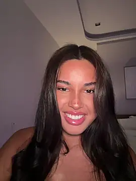 Snapshot of Lizhush_ chatting on 01/14/26, 04:12 Lizhush online show from 01/14/26, 04:12