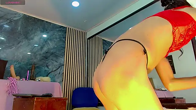 PriscilaRainbow online show from 03/06/25, 08:48