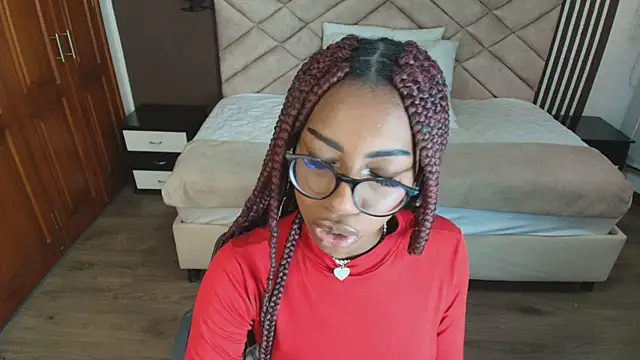 Raquel jones online show from 02/11/25, 12:58