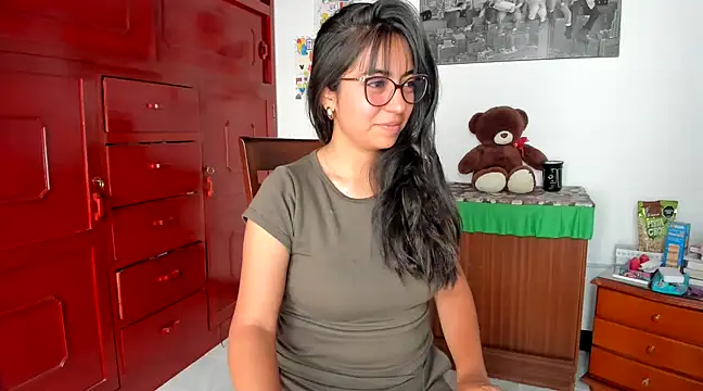 Isabellaa22 1 online show from 01/09/25, 07:18