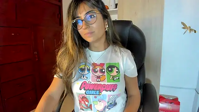 Snapshot of Isabellaa22_1 chatting on 03/25/26, 02:06 Isabellaa22 1 online show from 03/25/26, 02:06