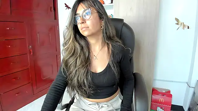 Snapshot of Isabellaa22_1 chatting on 03/27/26, 09:25 Isabellaa22 1 online show from 03/27/26, 09:25