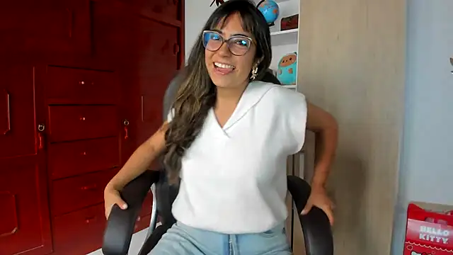 Snapshot of Isabellaa22_1 chatting on 06/02/26, 08:11 Isabellaa22 1 online show from 06/02/26, 08:11