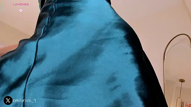 Snapshot of emilyruiz1 chatting on 03/16/26, 03:49 emilyruiz1 online show from 03/16/26, 03:49