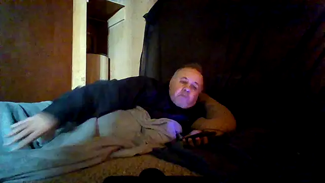 Nightshade7712 online show from 12/20/25, 06:59