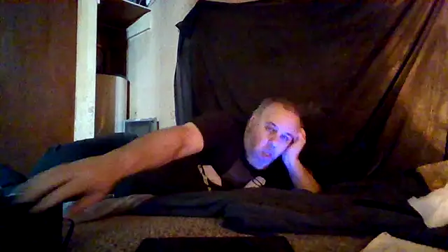 Nightshade7712 online show from 02/03/26, 08:47