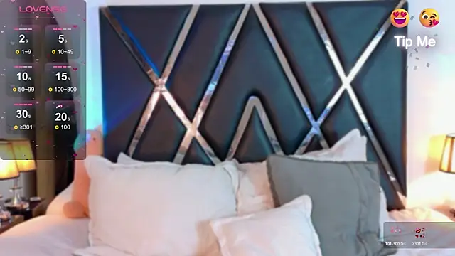 Snapshot of AnikaDragun chatting on 03/21/26, 11:19 AnikaDragun online show from 03/21/26, 11:19