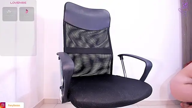 Fieryfenixx online show from 02/05/25, 04:06