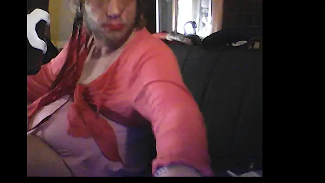 Snapshot of Family666Zombie chatting on 05/16/26, 12:29 Family666Zombie online show from 05/16/26, 12:29