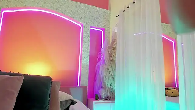 Aurora aaa online show from 12/07/24, 09:33