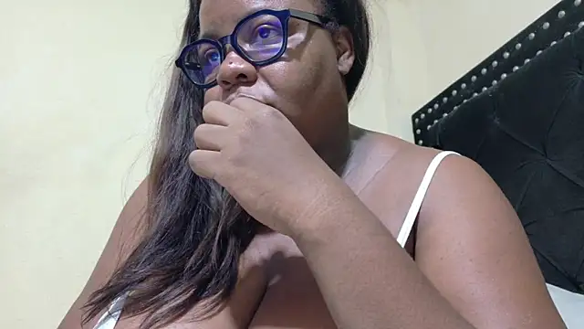 TatianaSantodomingo online show from 04/18/26, 11:03