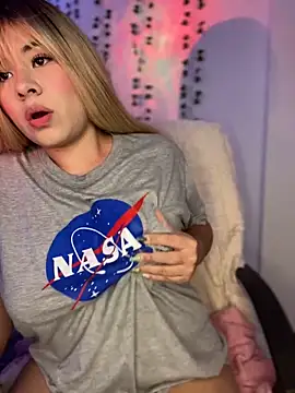 Snapshot of Grecia_21 chatting on 12/26/24, 05:51 Grecia 21 online show from 12/26/24, 05:51