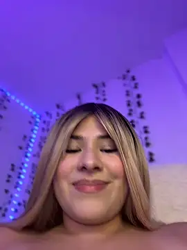 Snapshot of Grecia_21 chatting on 01/24/25, 10:08 Grecia 21 online show from 01/24/25, 10:08