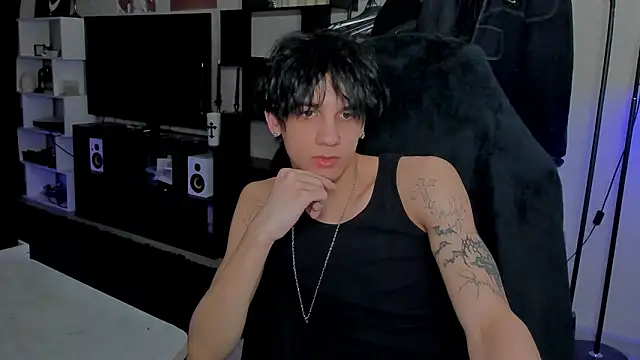 Snapshot of MarkBrowniii chatting on 03/06/26, 03:14 MarkBrowniii online show from 03/06/26, 03:14