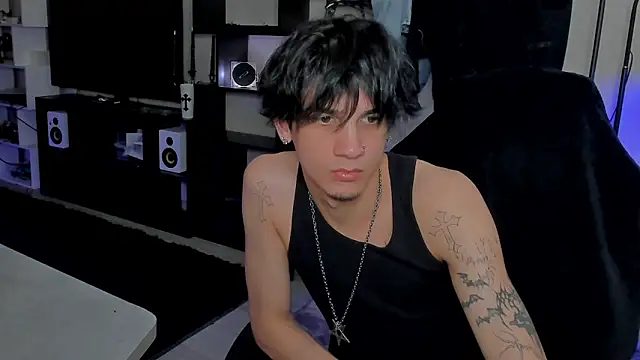 Snapshot of MarkBrowniii chatting on 03/17/26, 08:34 MarkBrowniii online show from 03/17/26, 08:34