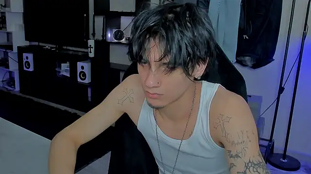 Snapshot of MarkBrowniii chatting on 03/25/26, 09:21 MarkBrowniii online show from 03/25/26, 09:21