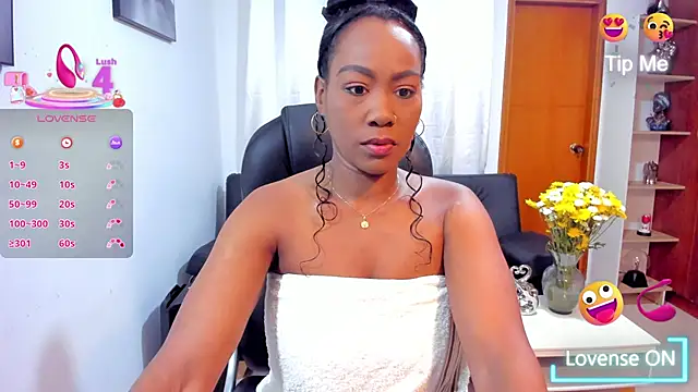 Snapshot of Alison_Lemos chatting on 06/30/26, 10:05 Alison Lemos online show from 06/30/26, 10:05
