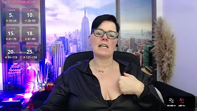 Snapshot of ninarandmann chatting on 12/17/24, 04:43 ninarandmann online show from 12/17/24, 04:43