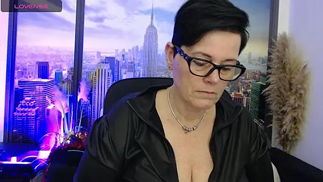 Snapshot of ninarandmann chatting on 01/26/25, 05:44 ninarandmann online show from 01/26/25, 05:44