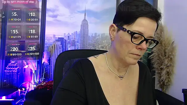 Snapshot of ninarandmann chatting on 02/14/25, 06:19 ninarandmann online show from 02/14/25, 06:19