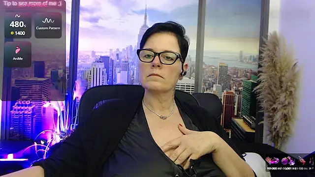 Snapshot of ninarandmann chatting on 02/24/25, 06:26 ninarandmann online show from 02/24/25, 06:26