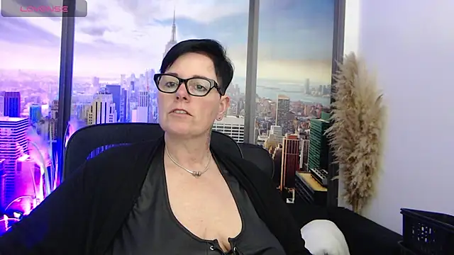 Snapshot of ninarandmann chatting on 03/20/25, 06:20 ninarandmann online show from 03/20/25, 06:20