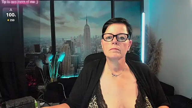 Snapshot of ninarandmann chatting on 09/27/25, 04:34 ninarandmann online show from 09/27/25, 04:34