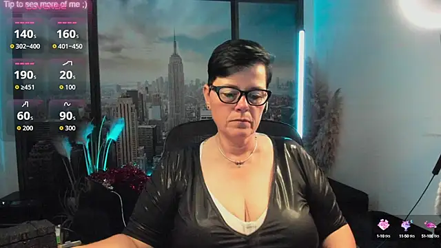 Snapshot of ninarandmann chatting on 09/29/25, 04:45 ninarandmann online show from 09/29/25, 04:45