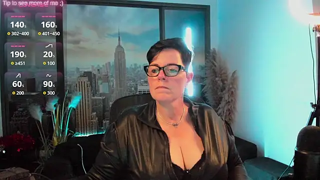 Snapshot of ninarandmann chatting on 10/02/25, 04:58 ninarandmann online show from 10/02/25, 04:58