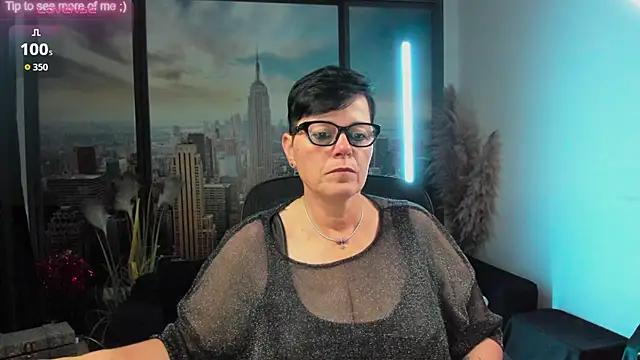 Snapshot of ninarandmann chatting on 10/06/25, 04:26 ninarandmann online show from 10/06/25, 04:26