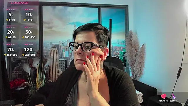 Snapshot of ninarandmann chatting on 10/12/25, 06:18 ninarandmann online show from 10/12/25, 06:18