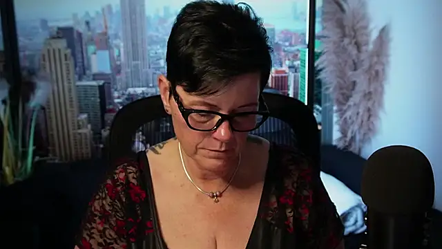 Snapshot of ninarandmann chatting on 11/09/25, 06:06 ninarandmann online show from 11/09/25, 06:06