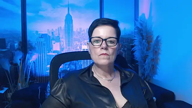 Snapshot of ninarandmann chatting on 11/27/25, 06:21 ninarandmann online show from 11/27/25, 06:21